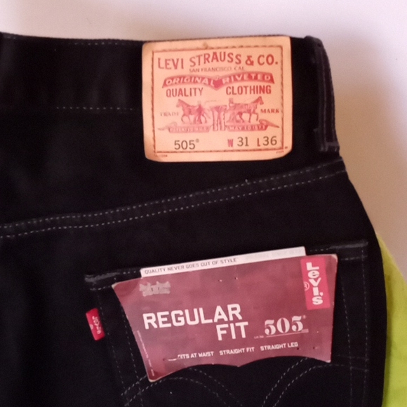 Levi jeans 505 regular fit waist 31...length 36 (new) - Picture 1 of 5